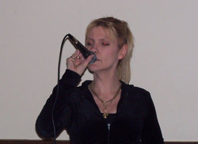 Tammy sings A Broken Wing by Martina McBride